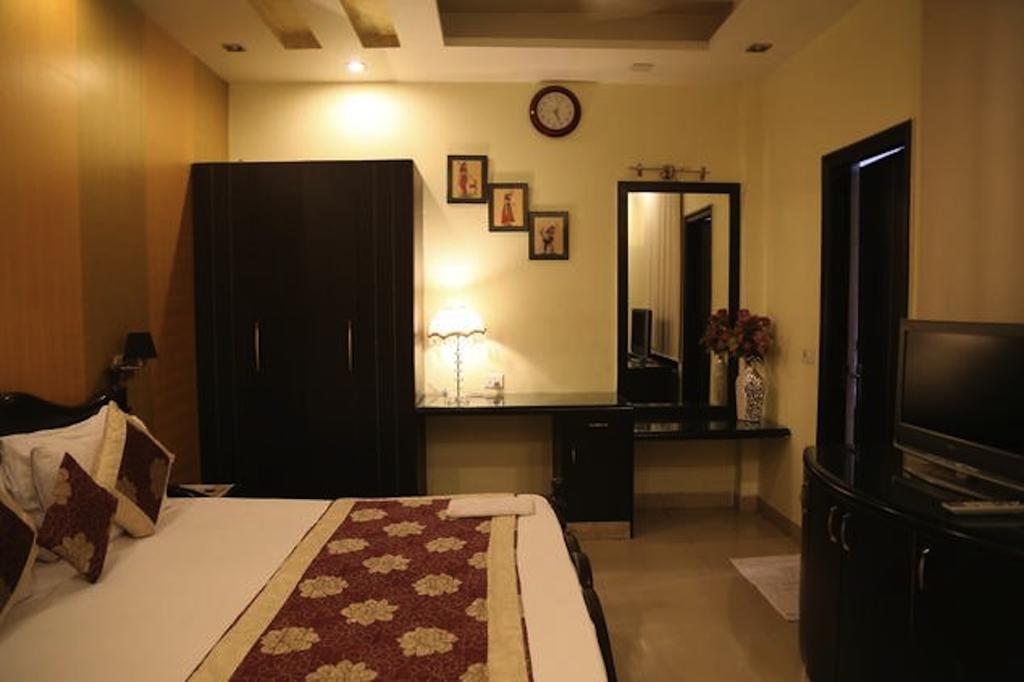Hotel Universe Inn New Delhi Kamer foto